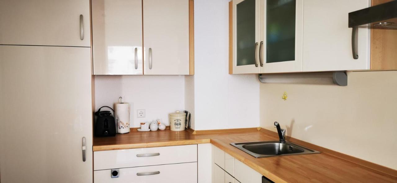 Tolle, Gemutliche, Voll Moblierte 3 Zimmer Wohnung. Baden-Baden Exterior foto