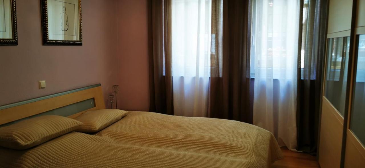 Tolle, Gemutliche, Voll Moblierte 3 Zimmer Wohnung. Baden-Baden Exterior foto